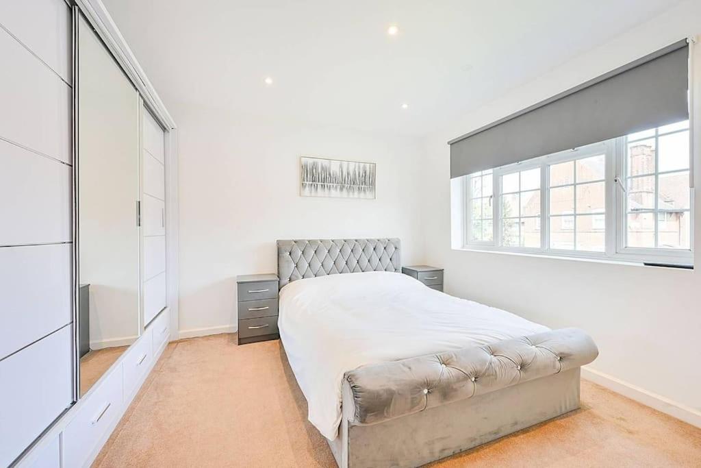 Premium Private Apartment Minutes To Central ロンドン エクステリア 写真